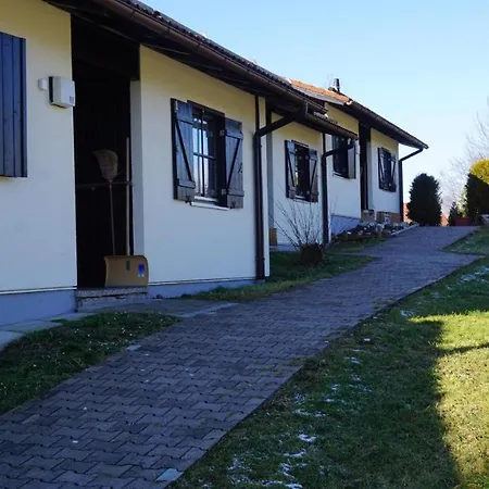 Feriendorf Hochbergle Haus 95 *